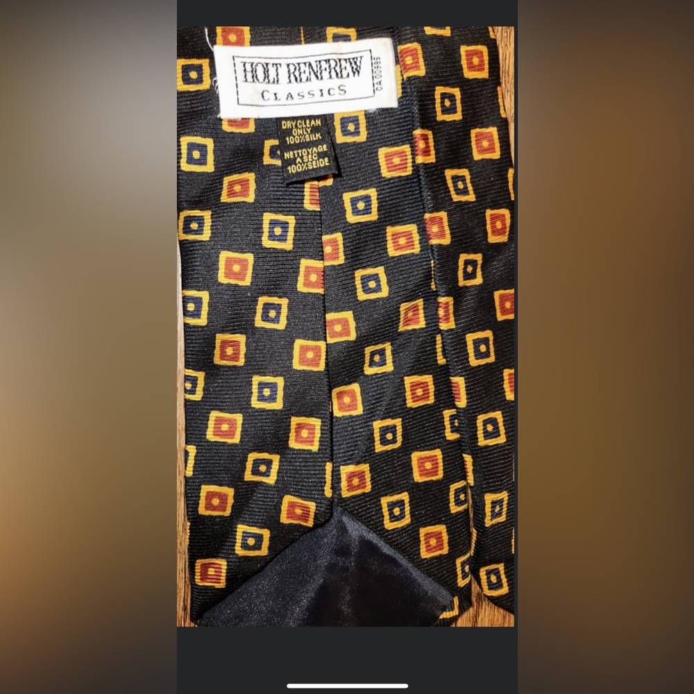 Holt Renfrew tie